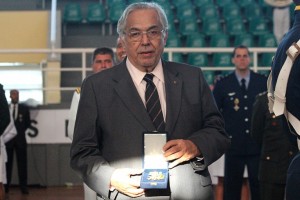 Vasco é agraciado com a Medalha do Mérito Desportivo Militar