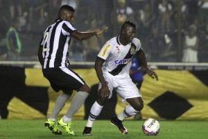 Em jogo disputado, Vasco e Botafogo empatam em São Januário