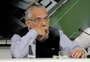 Vasco continua negociando com a Caixa: “Ainda estou conversando” disse Eurico Miranda