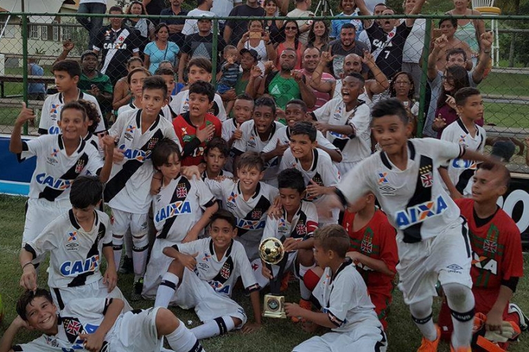Pré-Mirim: Vasco vence Urubu na final e é campeão do Torneio Início da Copa Dente-de-Leite