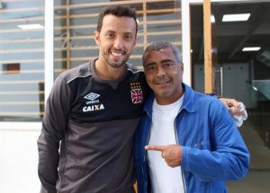 Romário visita o Vasco e reconhece o clube como seu formador