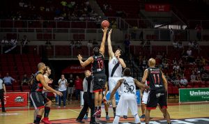 Vasco e Flamengo fazem o Clássico dos Milhões pelo Campeonato Carioca