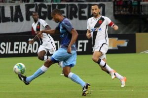 Em jogo duro, Vasco bate Londrina em Manaus: 1 a 0