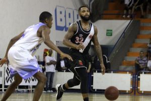 Basquete: Na prorrogação, Vascão vence o Macaé fora de casa e segue invicto no Estadual: 85 a 82