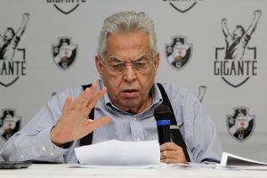 Presidente Eurico Miranda fala sobre situação financeira do Vasco e garante mais investimentos no futebol em 2017