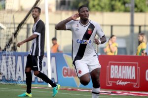 Vasco bate Resende em São Januário: 2 a 1