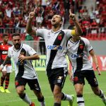 Milton Mendes elogia postura do Vasco no clássico