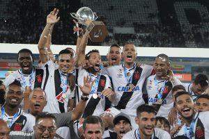 Vasco bate Botafogo e conquista o 10º título da Taça Rio de sua história