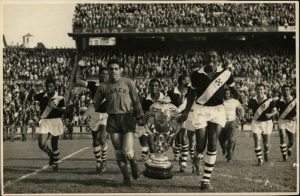 Há 60 anos, Vasco era campeão do Troféu Teresa Herrera na Espanha