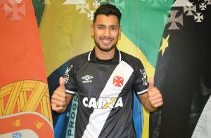 Vasco acerta a contratação do atacante Andrés Ríos