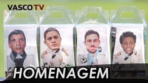 Colecionador de miniaturas faz homenagem especial para jogadores do Vasco