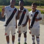 Vasco honra tradição e conquista Open Internacional de Karatê