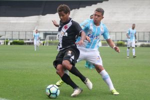 Sub-17 derrota o Avaí e avança na Copa do Brasil