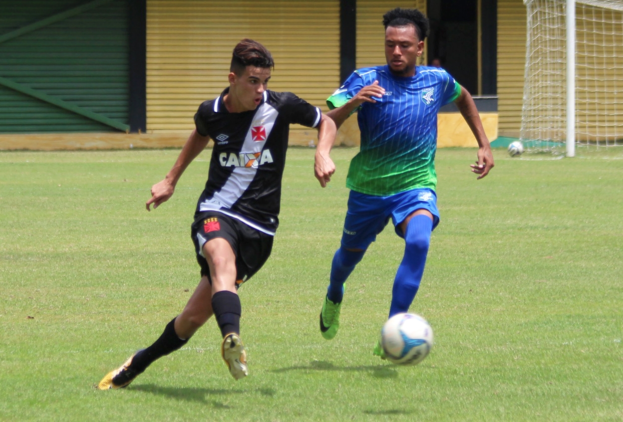 Sub-20 peca nas finalizações e sofre revés na estreia do Torneio OPG