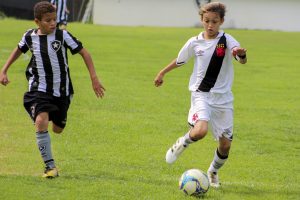 Sub-11 aplica goleada de 5 a 1 no Botafogo pelo Metropolitano