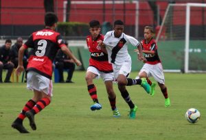 Sub-12 supera Flamengo dentro da Gávea pelo Metropolitano