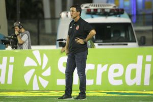 Zé Ricardo faz análise da estreia do Vasco na temporada de 2018