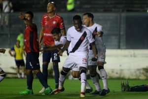 Vasco goleia o Jorge Wilstermann e garante vantagem na Libertadores