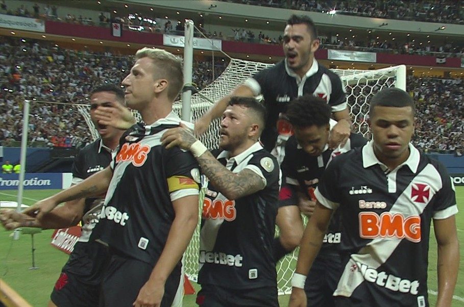 Vasco empata com o Corinthians na Arena da Amazônia