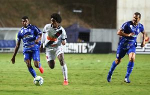 Vasco empata sem gols com CSA em Cariacica