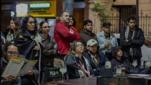 Vasco enfrenta Barracas Central na Argentina com o grito da torcida cruzmaltina equalizado em muitos sotaques